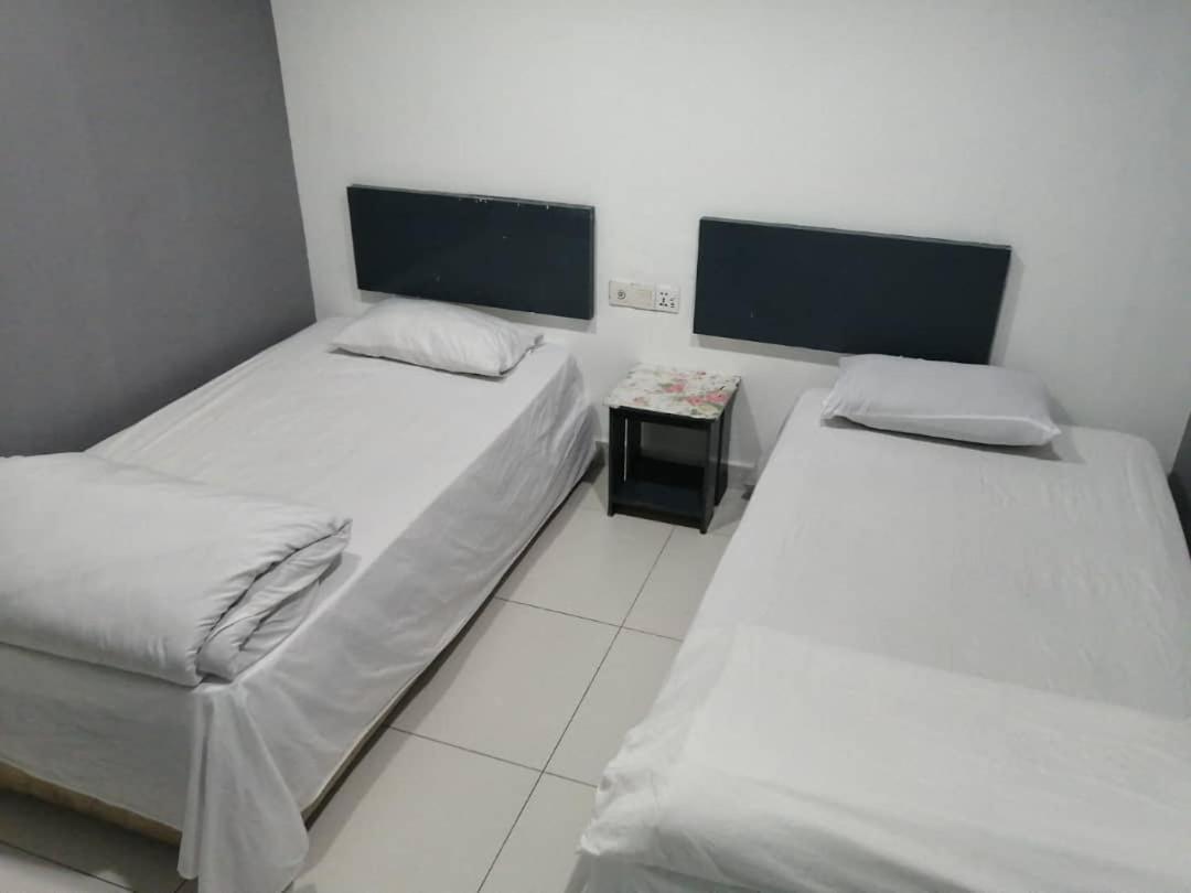 Hotel Rim Global Pj21 Kampong Baharu Sungai Way Exterior photo